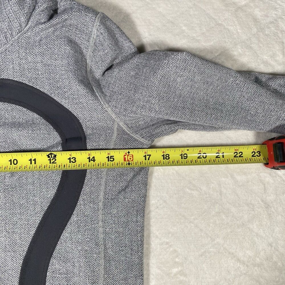 Lululemon Stride Jacket II Women's 6 Gray Herringbone Zip Hoodie Yoga Thumbholes - Picture 6 of 8